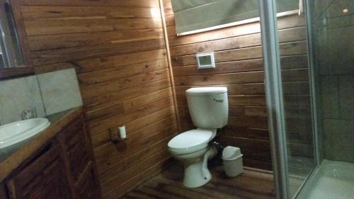 Morrumbene Ski Chalet | Pura Vida Lodge
