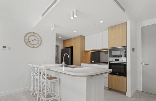 Scarborough Apartment | "Pure Bliss on Scarborough Beach"