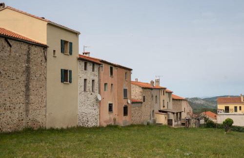 Montalba-le-Chateau House | Pure Canigou House An Authentic and Charming Town house with 3 bedrooms