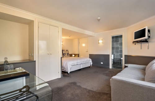 Thredbo Bed & Breakfast | Pure Chalet