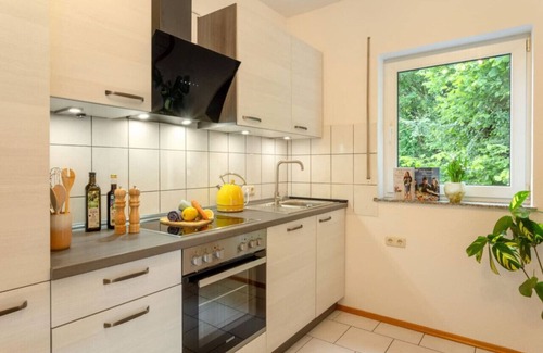 Gerolstein Apartment | Pure Chi Suite I Eifelsteig I Canvas I Balcony