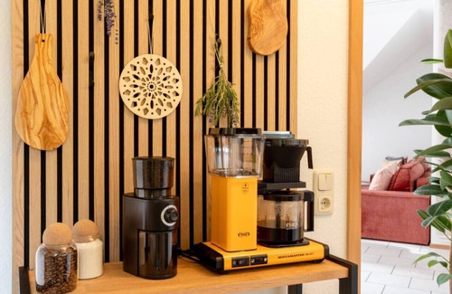 Gerolstein Apartment | Pure Chi Suite I Eifelsteig I Canvas I Balcony