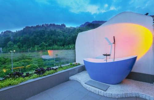 Wulingyuan Hotel | Pure House