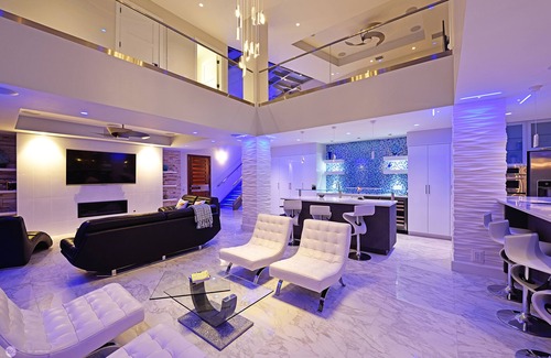 Sunset Beach House | Pure luxury at #Sunset Wave on the Beach