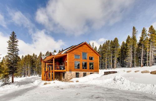 Fairplay House | PURE LUXURY with Hot Tub, Pool Table and Sauna plus Wet Bar - Chessetts Lodge
