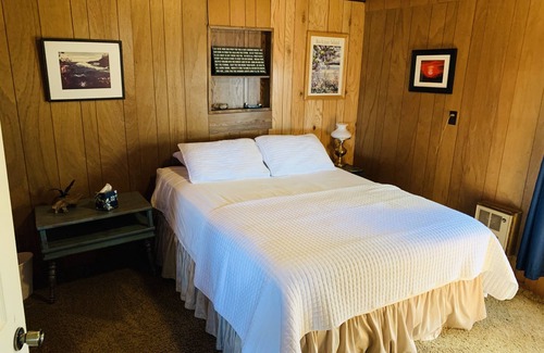 Brimley Cabin | Pure Michigan Cabin right on Lake Superior! Enjoy the amazing views!