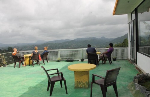Kandy Hotel | Pure Nature Hotel Kandy