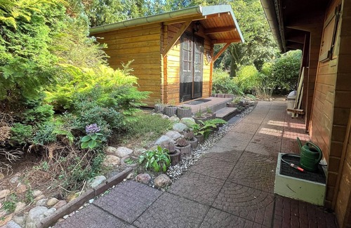 Langendorf House | Pure nature - house with large garden by the forest