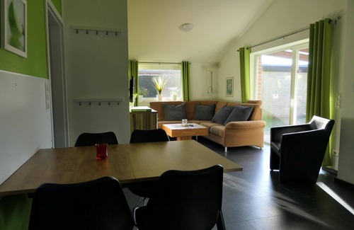 Haddorfer Seen House | Pure relaxation: discover the "Weidenbruch" vacation home in the local recreation area.