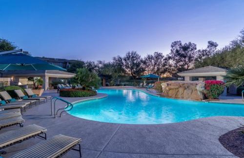 Kierland Apartment | Pure Suites Furnished Two Bed Apts Pool Gym Scottsdale Quarter Kierland Commons