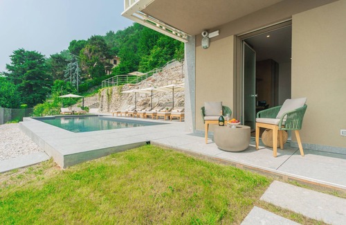 Como Villa | PureView Luxury Suites - Ground Floor with breakfast & pool