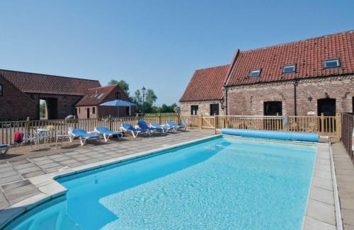Runcton Holme House | Purlin Barn - E3867