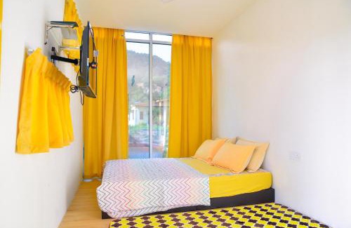 Lumut House | Purple Cube at Lumut Cube Homestay Kontena
