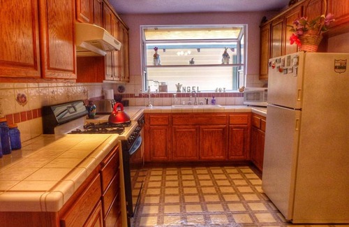 Ventura House | Purple Moon Sea Breeze Cottage