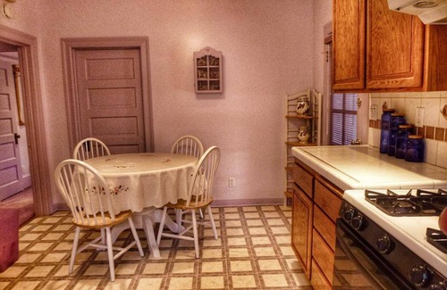 Ventura House | Purple Moon Sea Breeze Cottage