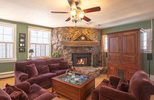 Crested Butte Bed & Breakfast | Purple Mountain Bed & Breakfast & Spa