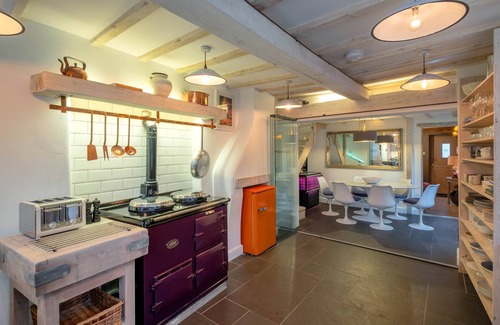 Burton Joyce House | Purple Poppy Cottage