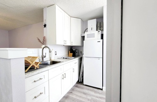 Lenox Park Condo | Purple Reign: A Chic, Romantic Oceanfront Getaway - Ocean Views - Sleeps 4