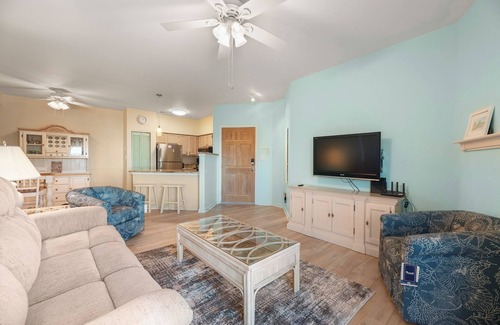 Kill Devil Hills Condo | Purple Shells Only: Pool Access | 500ft. to Beach