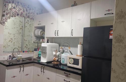 Pantai Barat Division Apartment | Putatan Platinium 2 Bedroom - Farah Biz Homestay