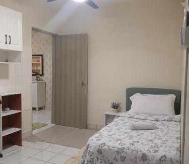 Pantai Barat Division Apartment | Putatan Platinium 2 Bedroom - Farah Biz Homestay
