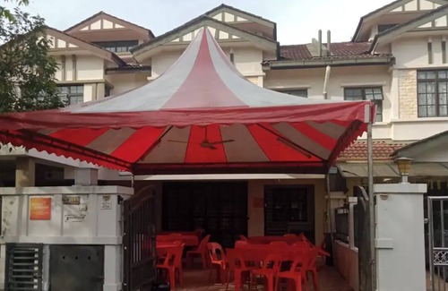 Bandar Puteri Puchong House | Puteri 6 Homestay at Bandar Puteri Puchong.
