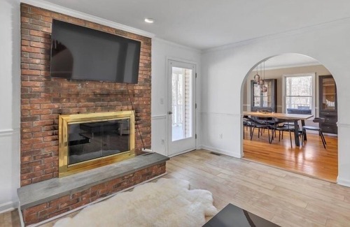 Putnam Valley House | Putnam Valley Estate 4BR - Hot Tub Fireplace by RedAwning