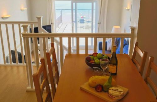 Putsborough House | PUTSBOROUGH CLIFTON COURT 17 1 Bedroom