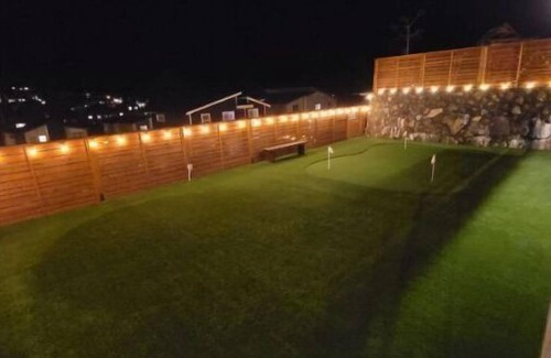 Langford House | Putting Green Paradise: Two- Bedroom Suite