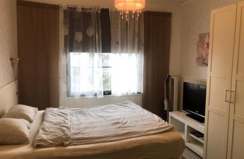 Turku Apartment | Puutaloasunto 1.8 km Turun aurajoelta