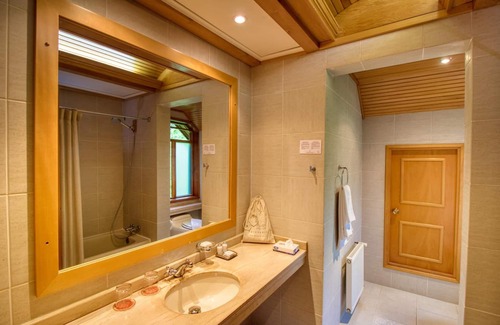 Puyuhuapi Hotel | Puyuhuapi Lodge & Spa