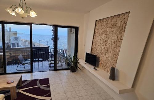 Bugibba Apartment | Puzzle flat 2