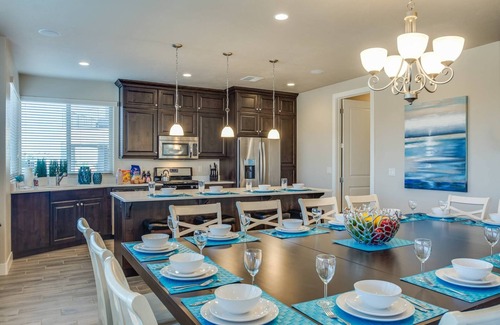 Santa Clara House | PV 18 - "Paradise Poolhouse" Sleeps 28+ Private HEATED Pool Theater Room