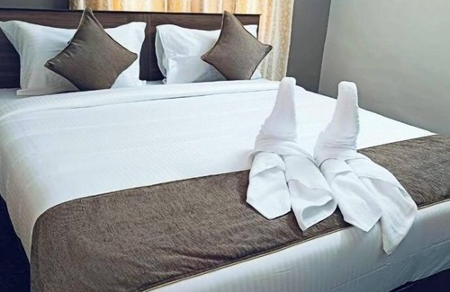 Tiruchanur Hotel | PVK Residency Tirupati - near Temple