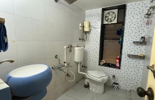 Kolhapur Apartment | Pvr- home stay for women