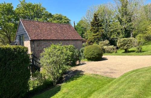 Crowhurst House | Pyes Granary