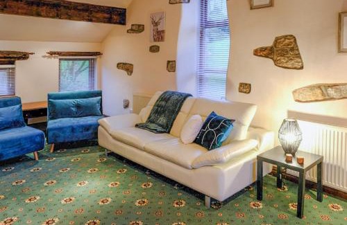 Combs House | Pygreave Cottage