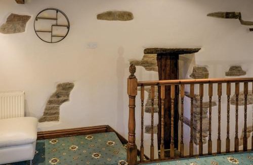 Combs House | Pygreave Cottage