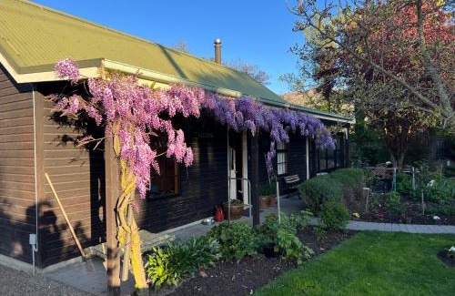 Clyde Apartment | Pyke Cottage, Clyde