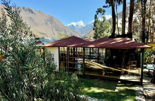 Ollantaytambo House | Pyramid under the stars + barbecue + breakfast