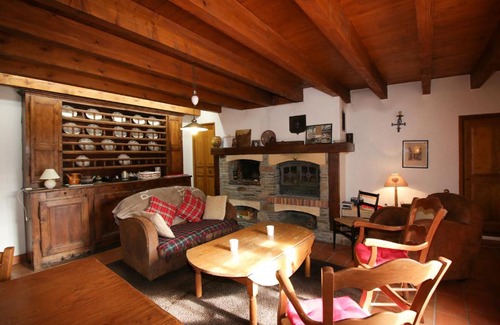Mayregne House | Pyrenees Stone Mountain House