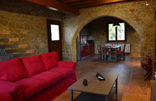 Ialyssos Villa | Pyrgos Country HOME