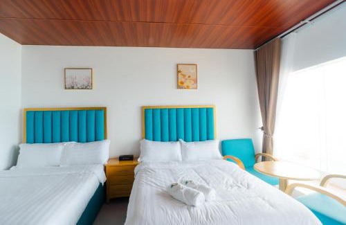 Cabangan Hotel | Q Beach Resort