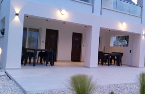 Paleros Apartment | Q Luxury Rooms Paleros