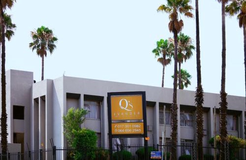 Evander Hotel | Q's Evander Hotel & Apartments