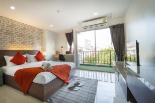 Chom Phon Hotel | Q Space Residence