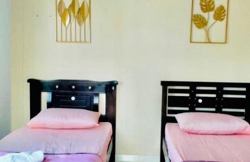 Wakaf Che Yeh House | Qalya Homestay 1 @ Kota Bharu