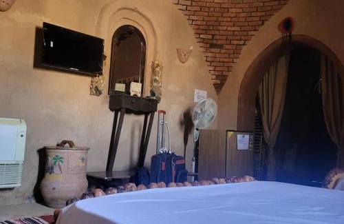El Kharga Hotel | Qasr El Bagawat Hotel
