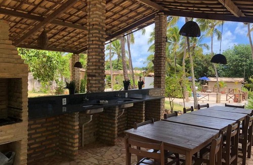 Pipa Ski Chalet | Qavi - Chalé Rústico na Rua Principal #PortodoSol