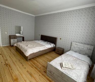 Qakh House | Qax ev